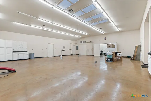 $5,950,000 | 8536 Armstrong Road, Belton, TX 76513