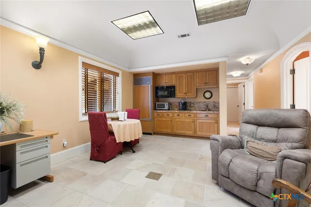 $5,950,000 | 8536 Armstrong Road, Belton, TX 76513