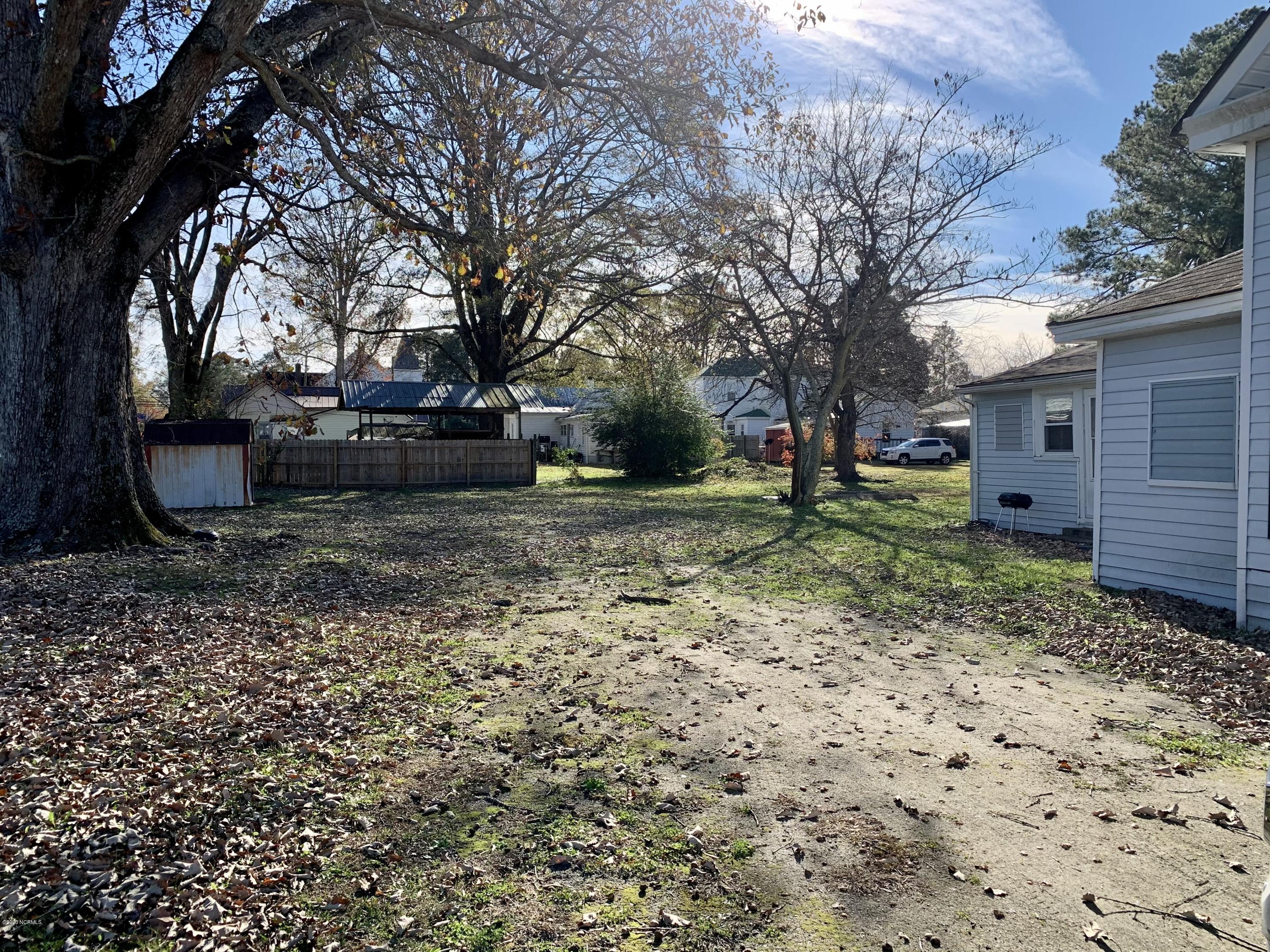 404 Second Street Ayden, NC 28513 - Photo 13 of 14 Back of house