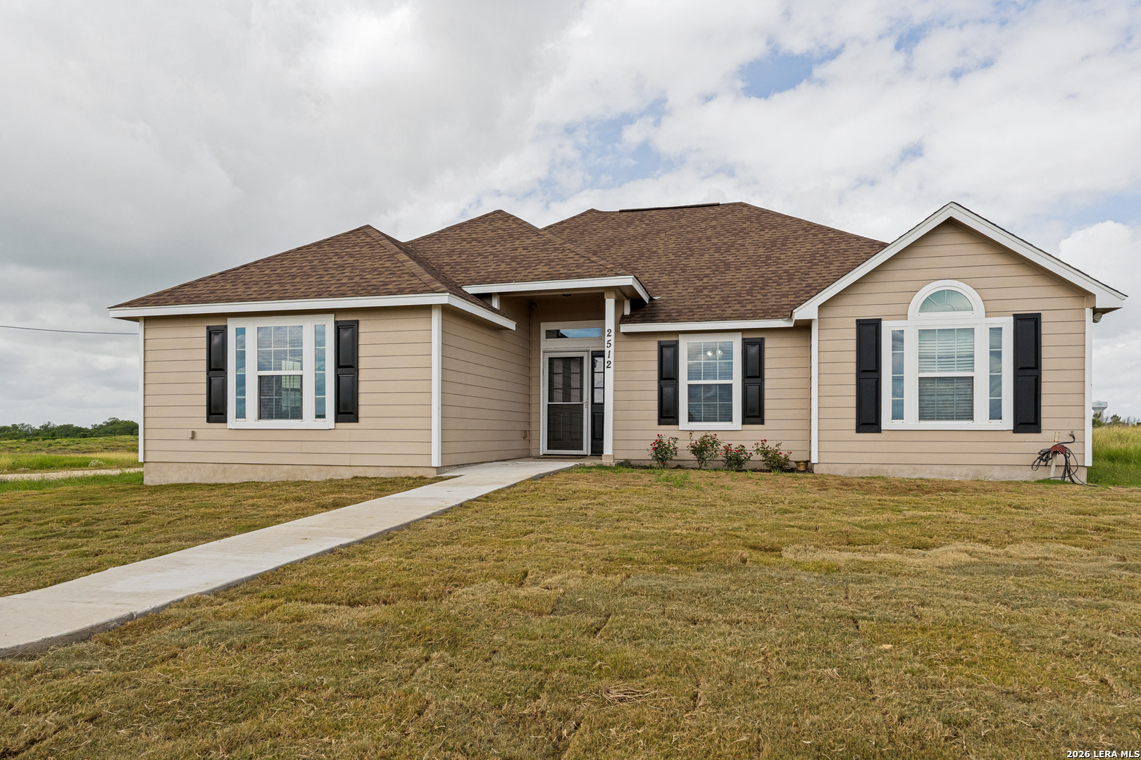 2512 Schwab Road Seguin, TX 78155 - Photo 3 of 39