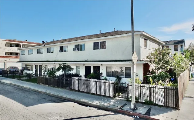 $1,540,000 | 2408 East 17th Street, Long Beach, CA 90804