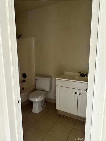 $1,540,000 | 2408 East 17th Street, Long Beach, CA 90804