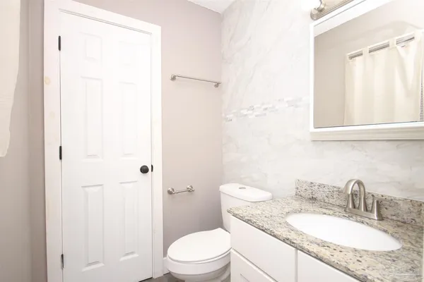 $1,575 | 5180 Catalina Street, Pace, FL 32571