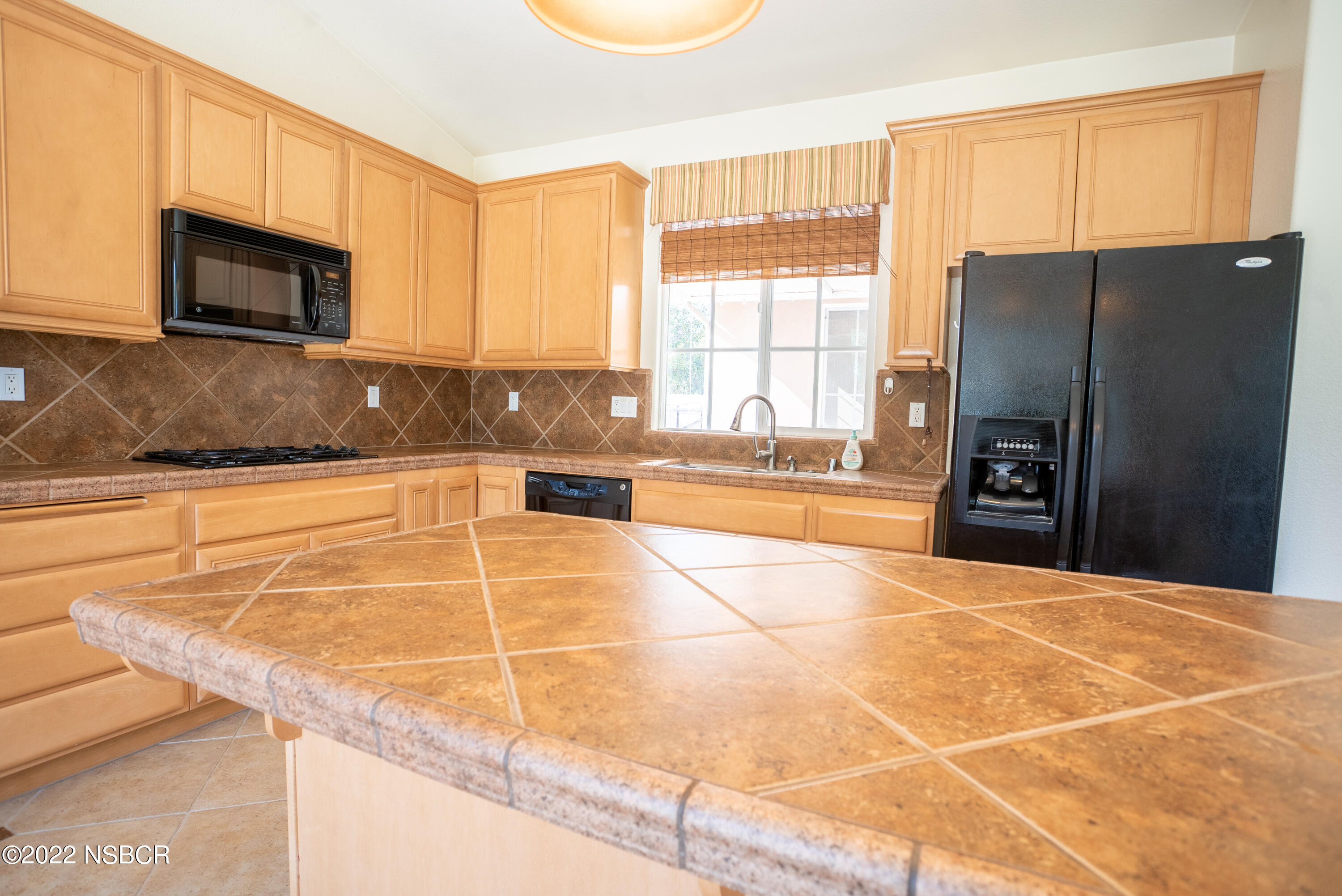 810 Onstott Road Lompoc, CA 93436 - Photo 10 of 28 Kitchen