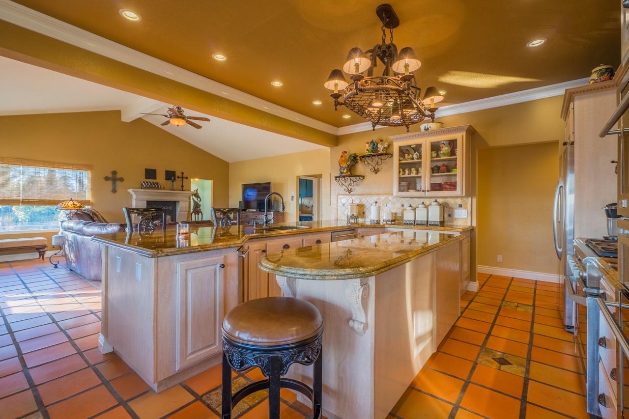 30133 Miller Road Valley Center, CA 92082 - Photo 12 of 25