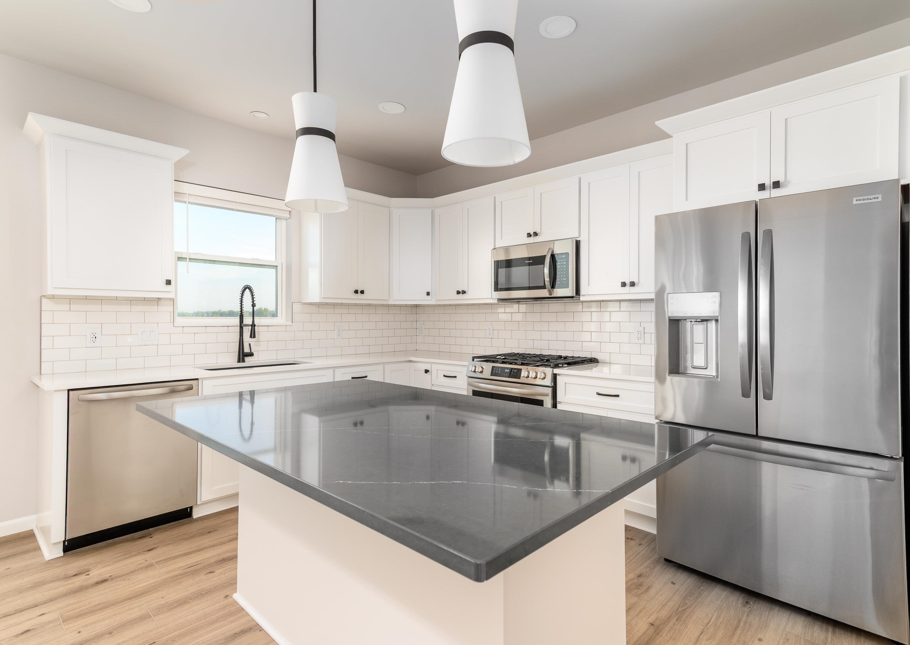 1712 Waverly Way Sun Prairie, WI 53590 - Photo 10 of 23