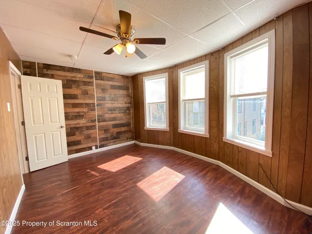 $1,850 | 308 North Irving Avenue, Scranton, PA 18510