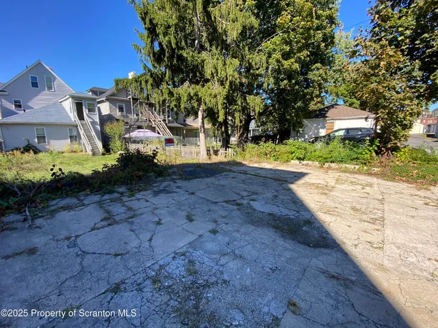 $1,850 | 308 North Irving Avenue, Scranton, PA 18510