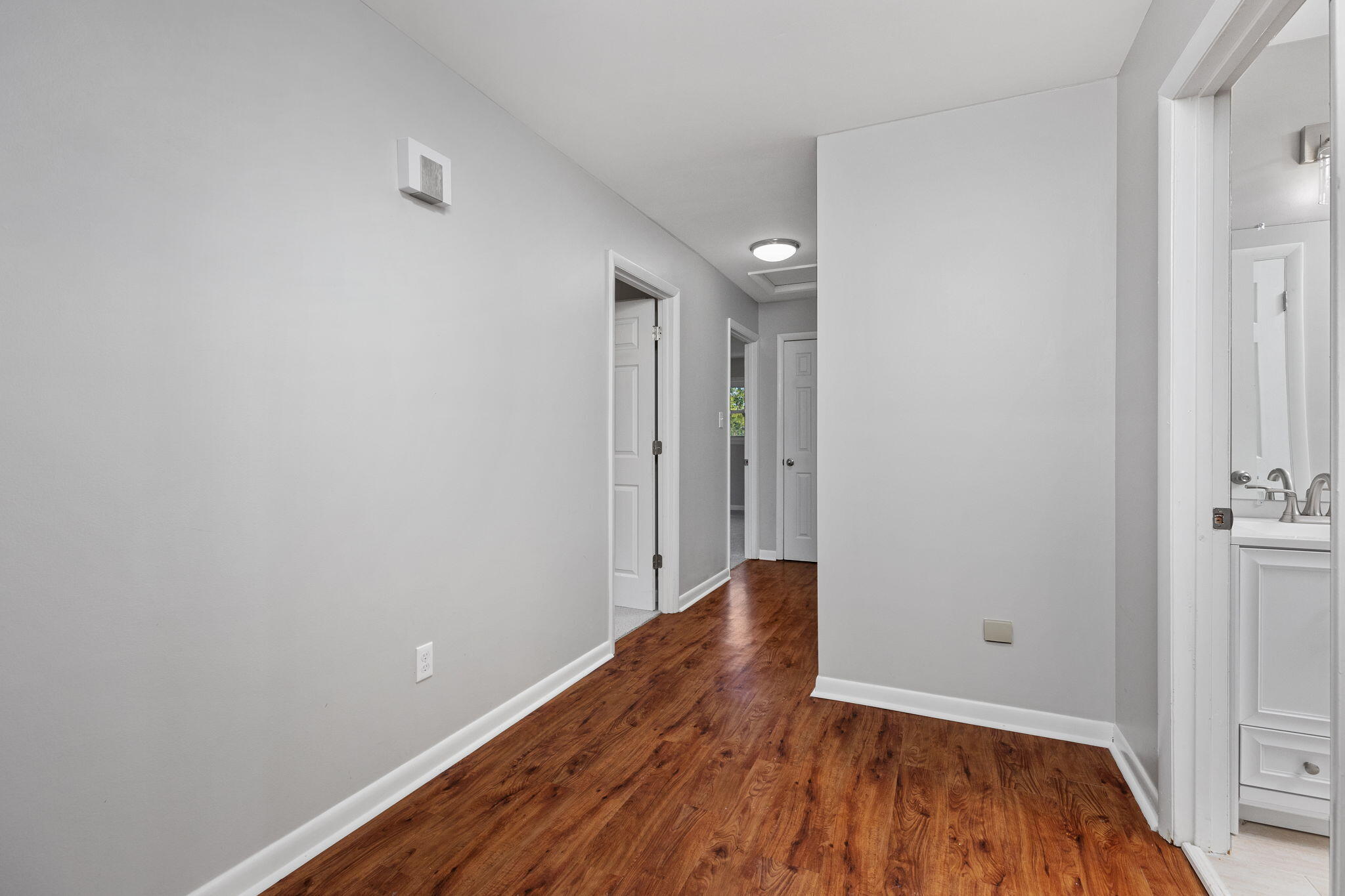 21463 Plantation Road Bristol, VA 24202 - Photo 12 of 38 15-web-or-mls-217A0247