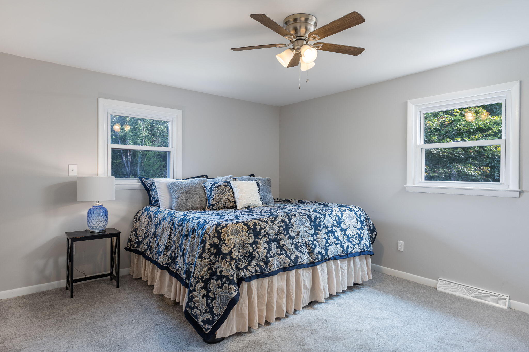 21463 Plantation Road Bristol, VA 24202 - Photo 14 of 38 40-web-or-mls-217A2004