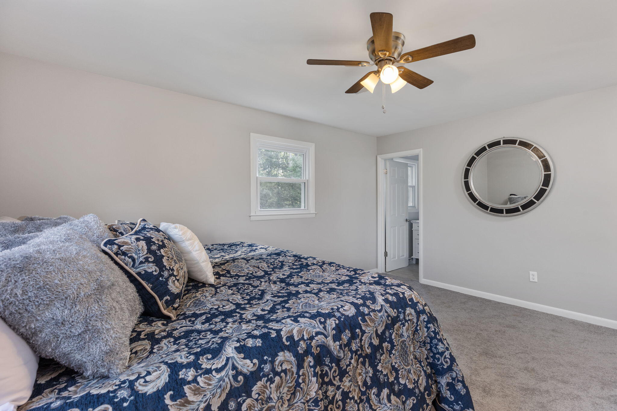 21463 Plantation Road Bristol, VA 24202 - Photo 15 of 38 41-web-or-mls-217A2011