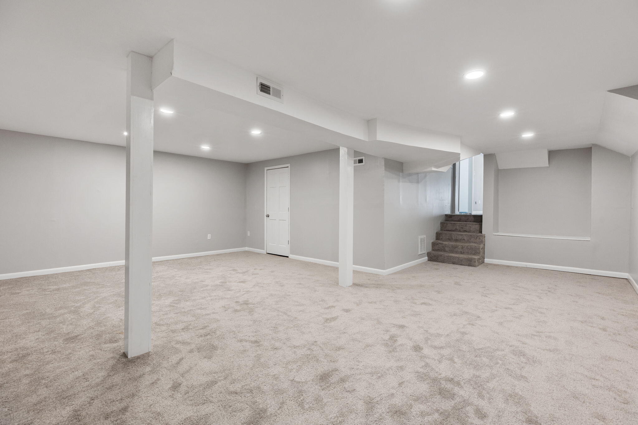 21463 Plantation Road Bristol, VA 24202 - Photo 23 of 38 25-web-or-mls-217A0297