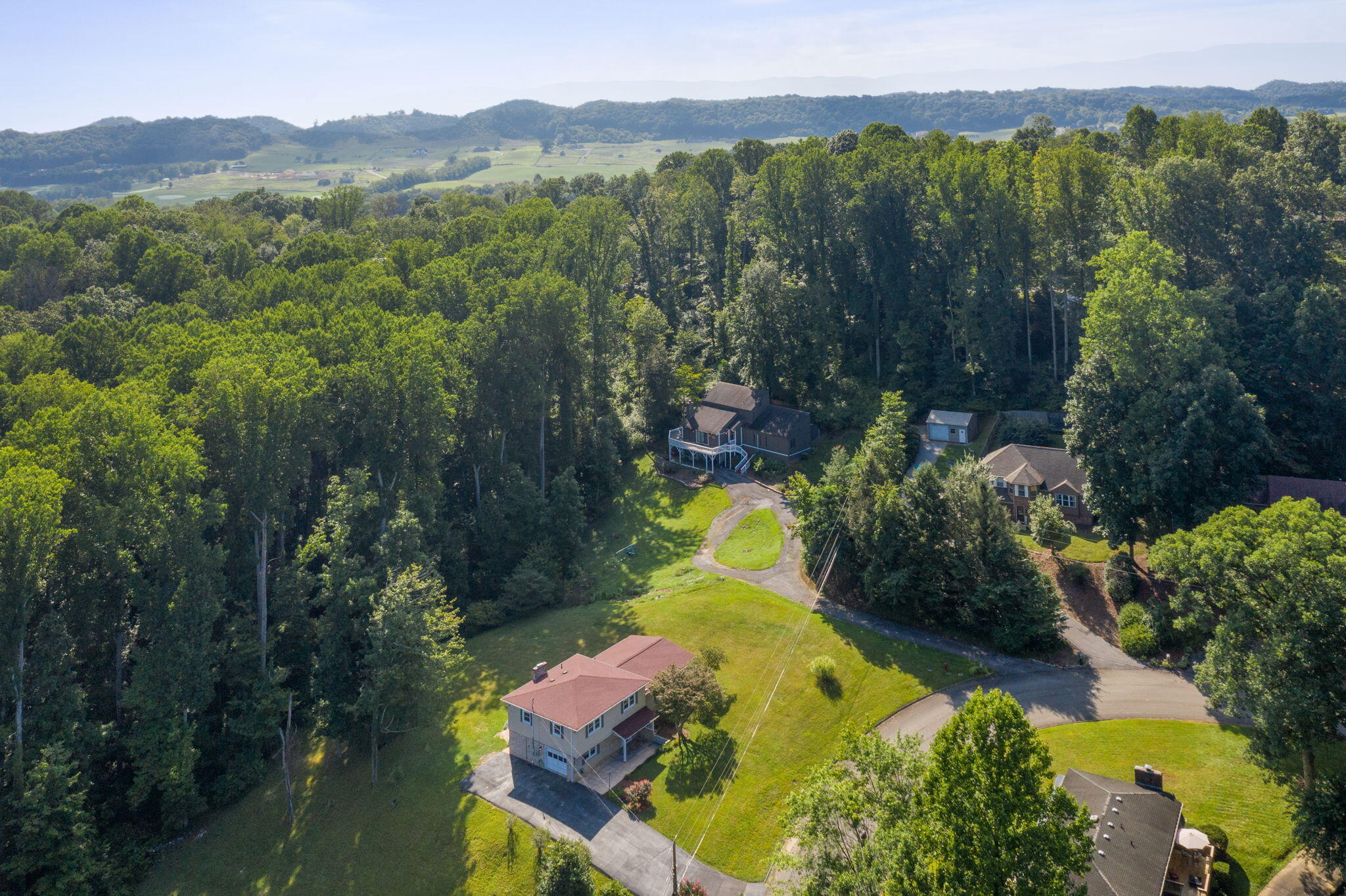 21463 Plantation Road Bristol, VA 24202 - Photo 31 of 38 6-web-or-mls-DJI_0657