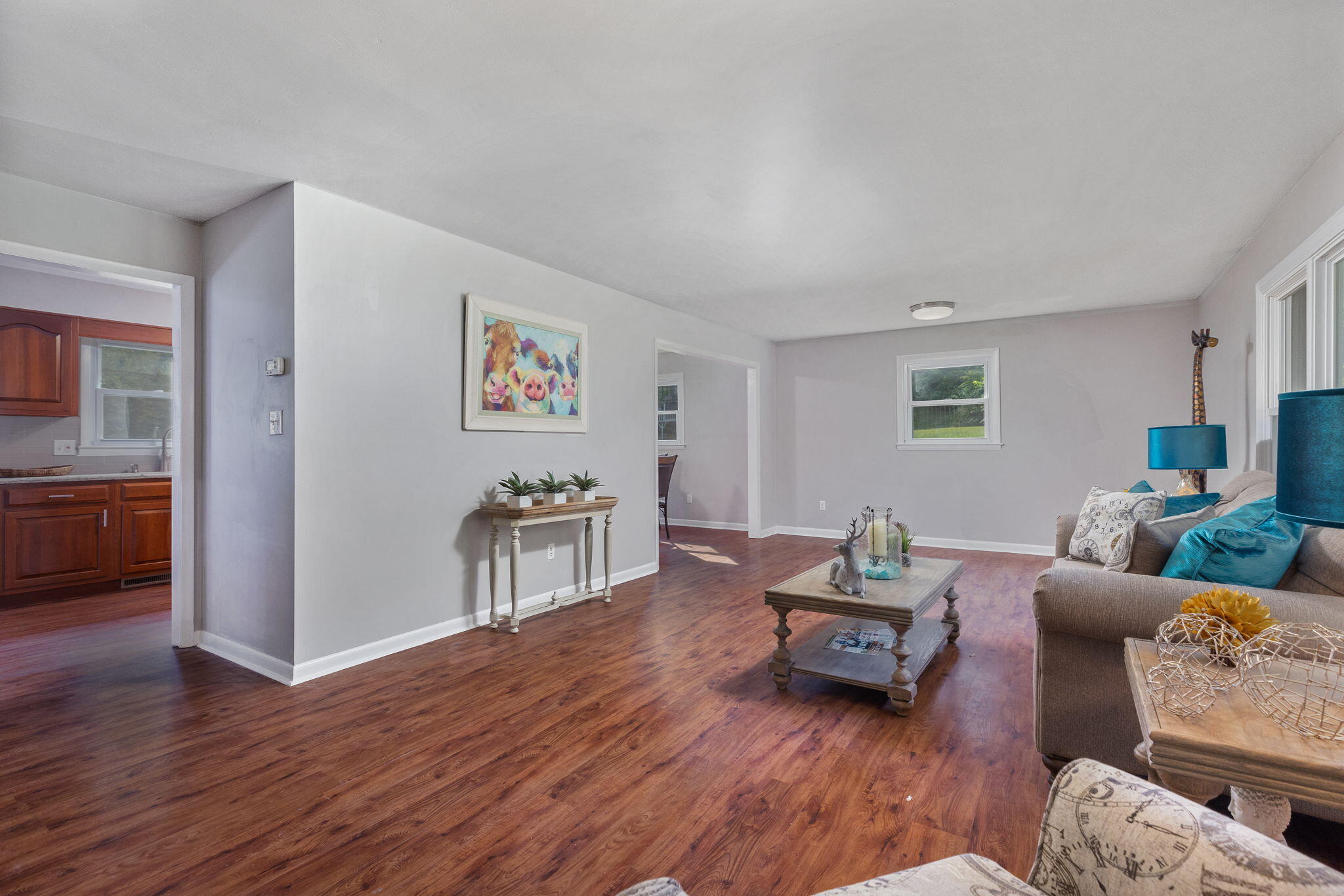 21463 Plantation Road Bristol, VA 24202 - Photo 6 of 38 44-web-or-mls-217A2032