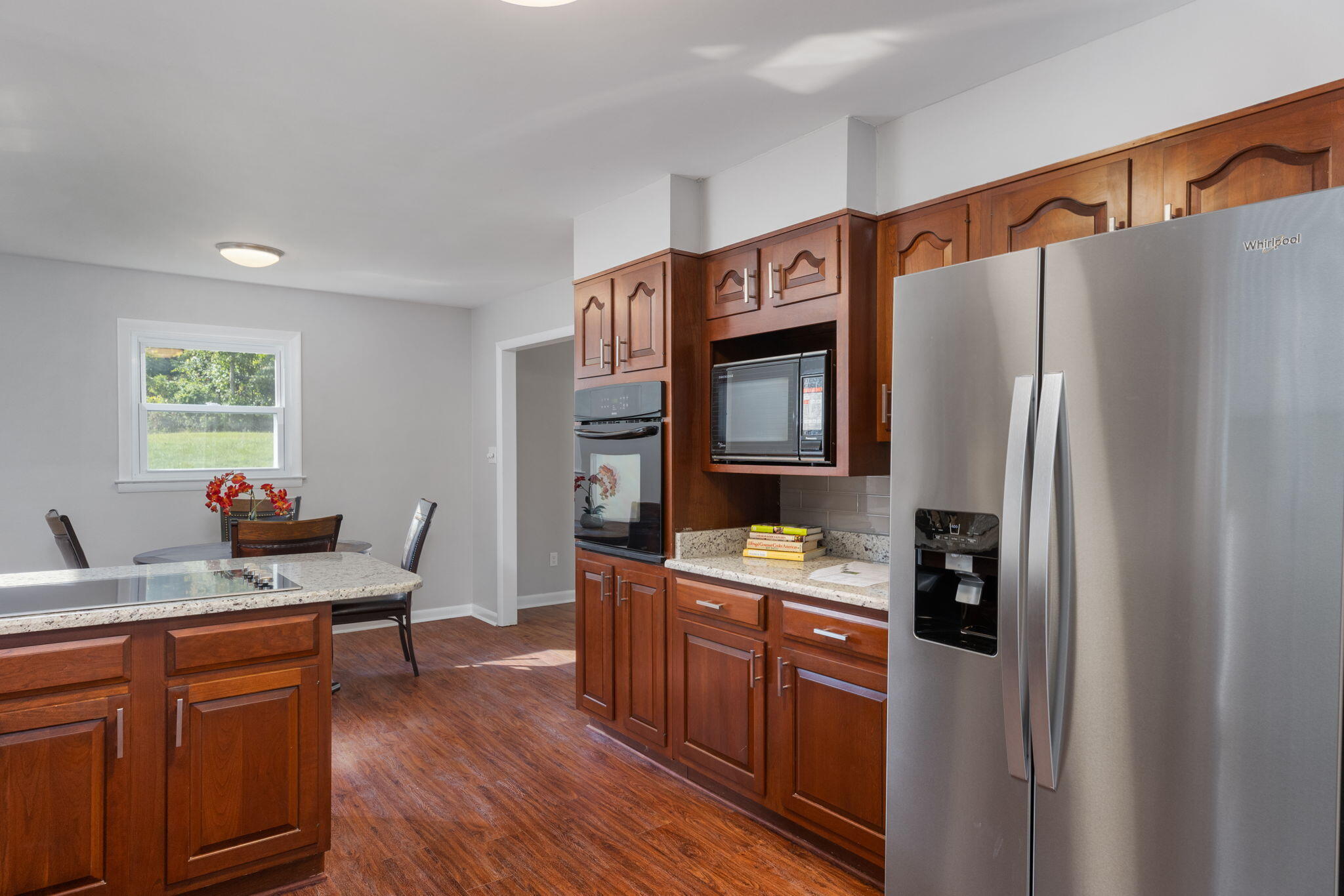 21463 Plantation Road Bristol, VA 24202 - Photo 8 of 38 39-web-or-mls-217A1998