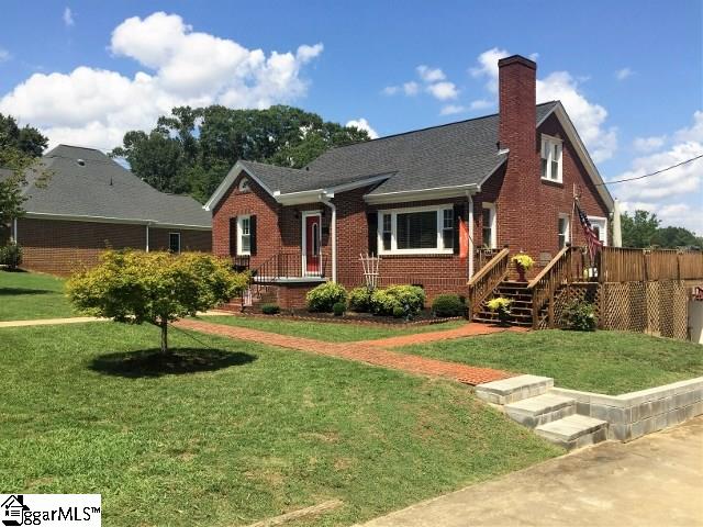 311 Katherine Street Easley, SC 29640 - Photo 2 of 26