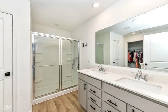 $324,900 | 1689 North Sailboat Drive, Greenfield, IN 46140