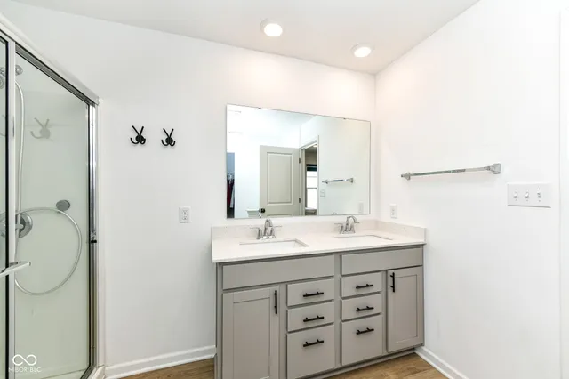 $324,900 | 1689 North Sailboat Drive, Greenfield, IN 46140