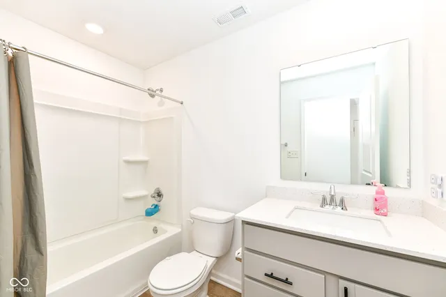 $324,900 | 1689 North Sailboat Drive, Greenfield, IN 46140