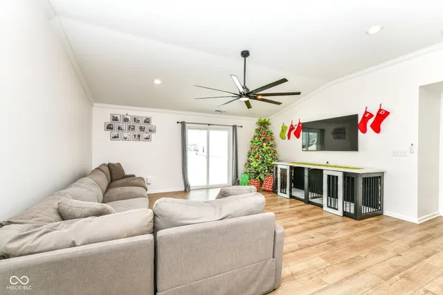 $324,900 | 1689 North Sailboat Drive, Greenfield, IN 46140