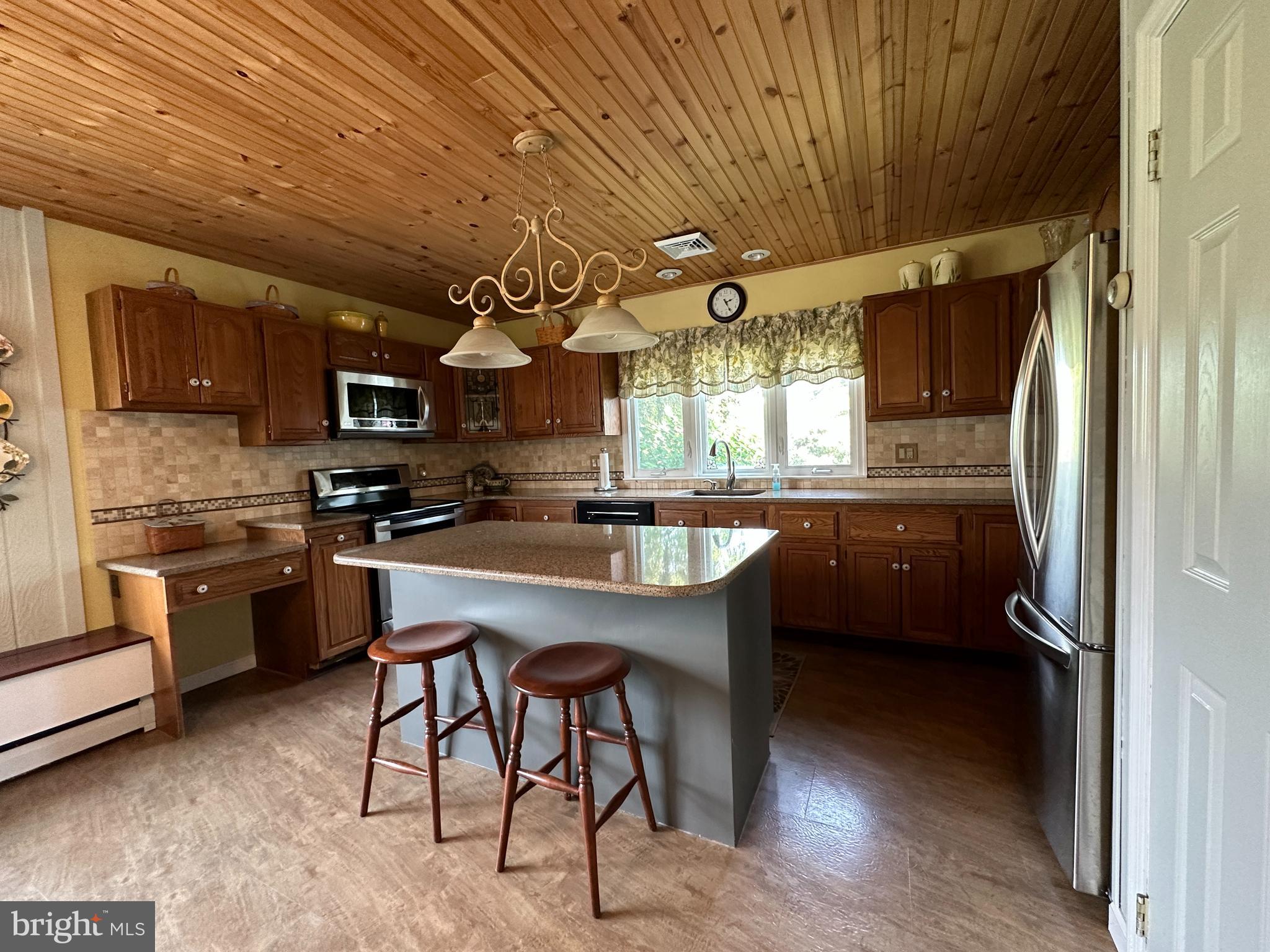 2140 Perkiomenville Road Harleysville, PA 19438 - Photo 11 of 44