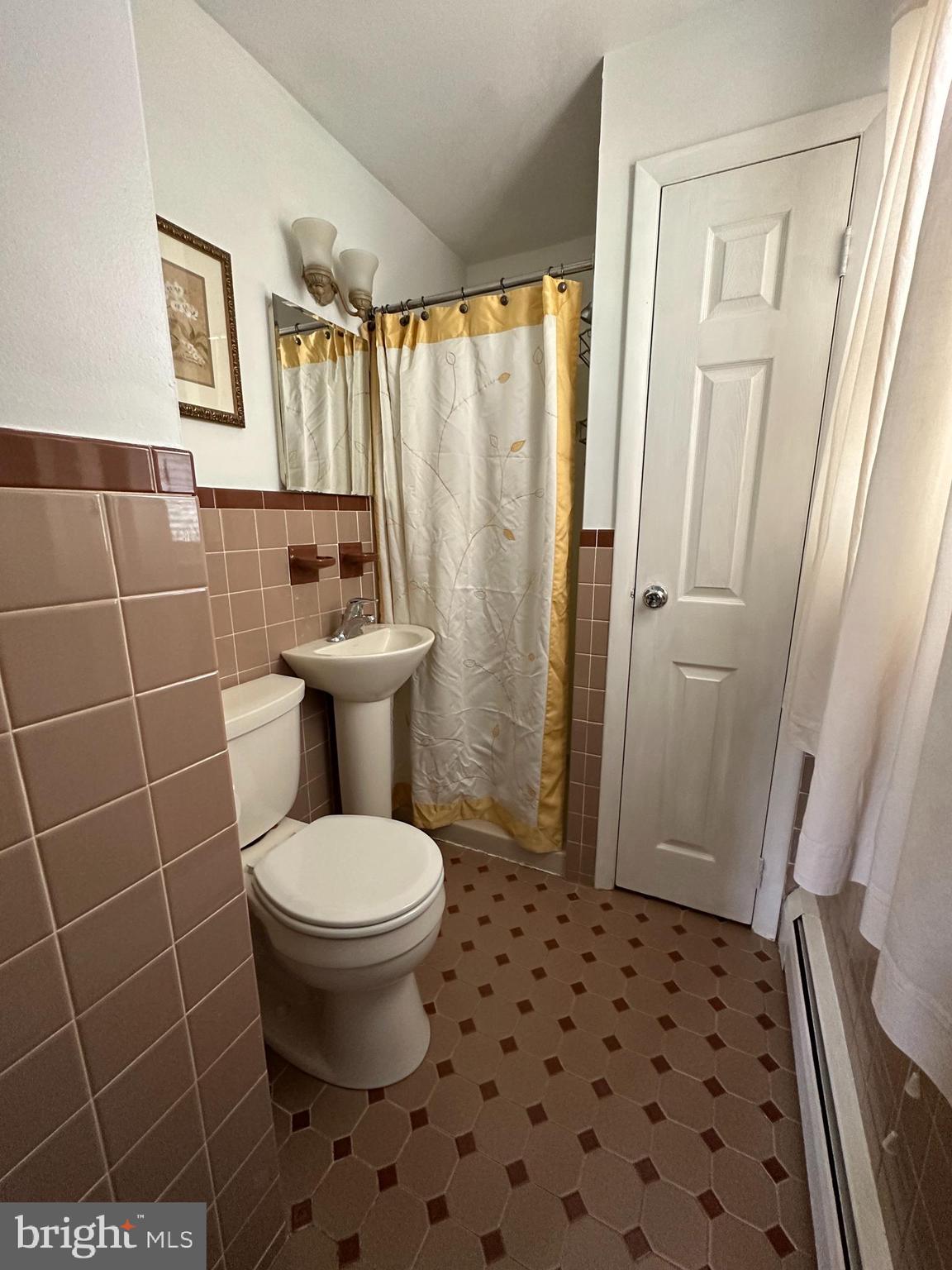 2140 Perkiomenville Road Harleysville, PA 19438 - Photo 22 of 44
