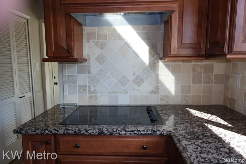 971 South Reading Road Bloomfield Hills, MI 48304 - Photo 20 of 46 Gallery Image 20