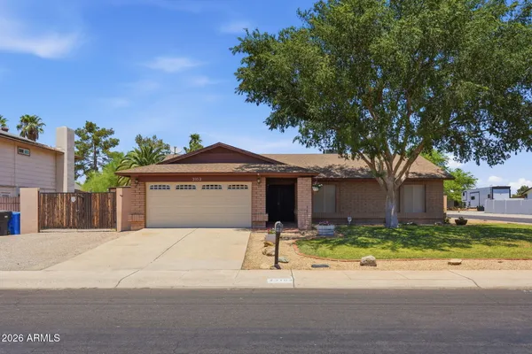 $419,000 | 3102 West Waltann Lane, Phoenix, AZ 85053
