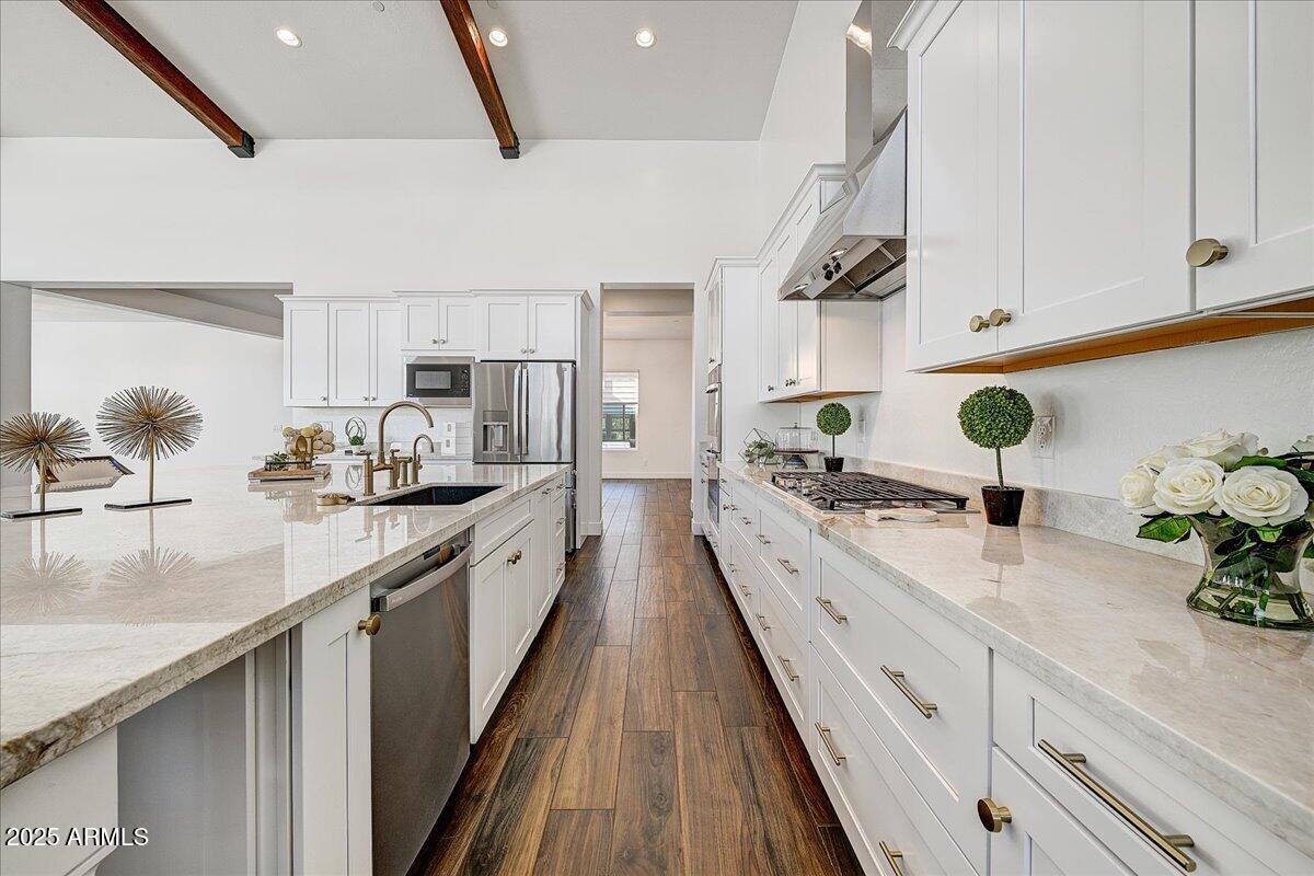 9407 South 13th Way Phoenix, AZ 85042 - Photo 11 of 32 25-Chef's Walk II