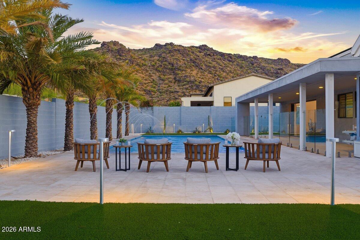 9407 South 13th Way Phoenix, AZ 85042 - Photo 2 of 57 Back Yord 1