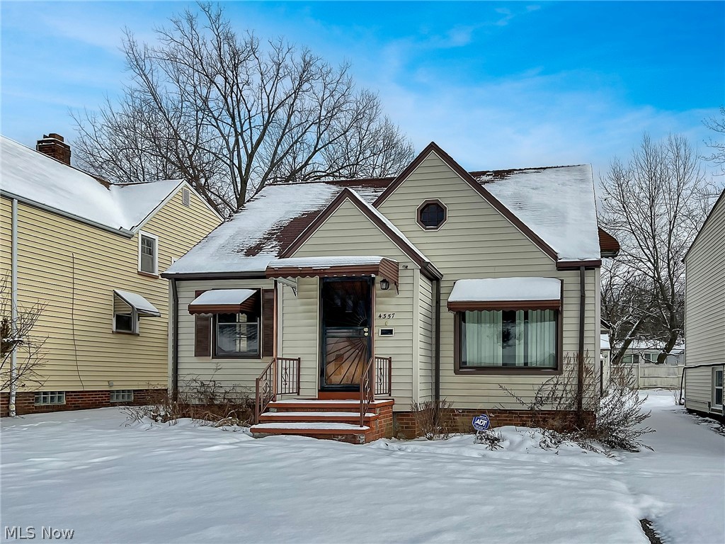 4357 Ingleside Road Warrensville Heights, OH 44128 - Photo 1 of 23
