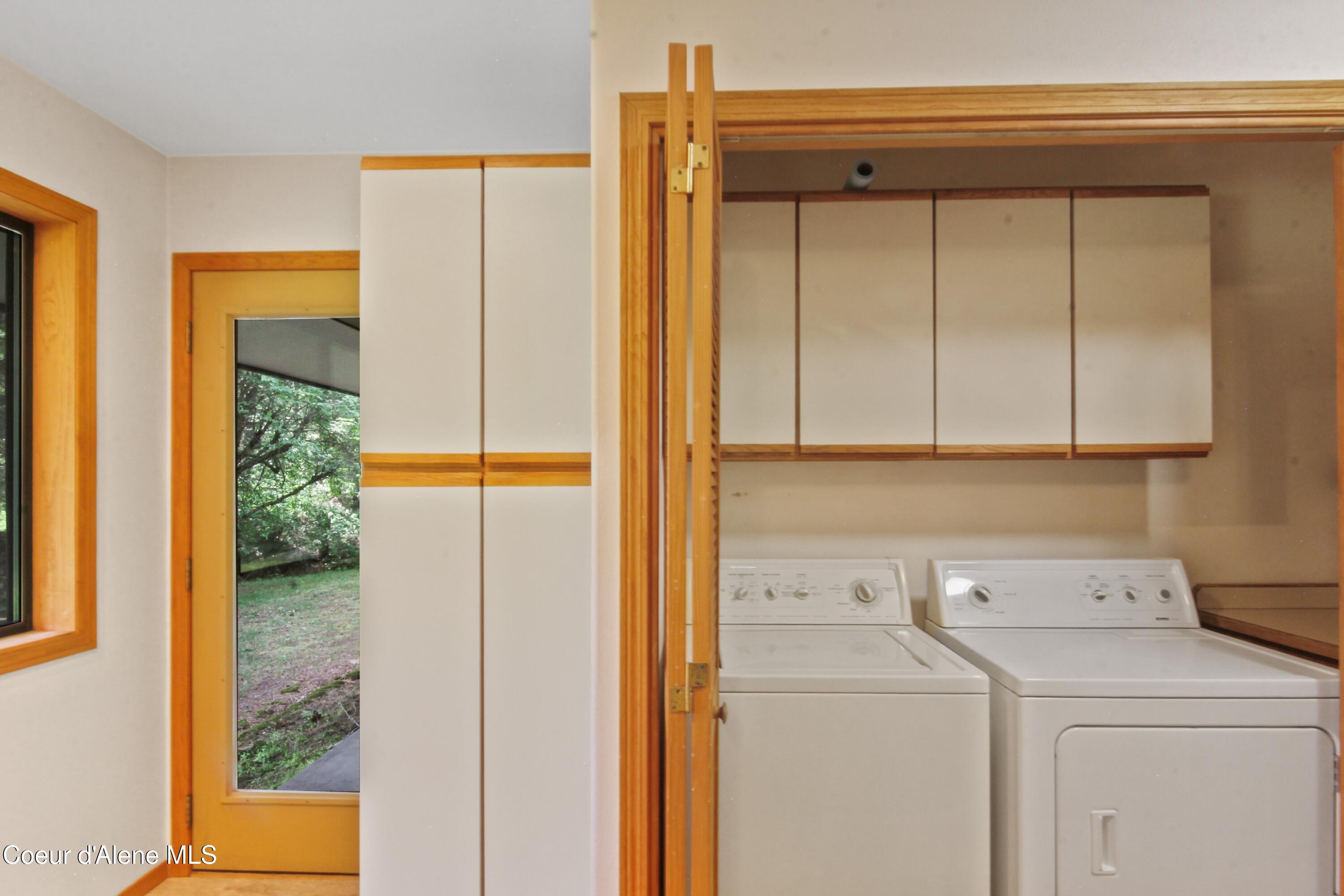 150 Denali Road Sagle, ID 83860 - Photo 25 of 40 025_Laundry Area