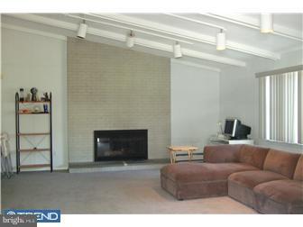 227 Juniper Road Havertown, PA 19083 - Photo 6 of 12 Family Room