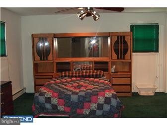 227 Juniper Road Havertown, PA 19083 - Photo 8 of 12 Bedroom - Main