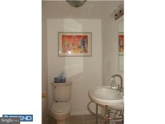 227 Juniper Road Havertown, PA 19083 - Photo 10 of 12