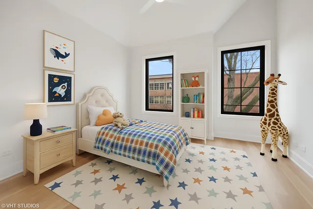 $2,600,000 | 3920 North Bell Avenue, Chicago, IL 60618