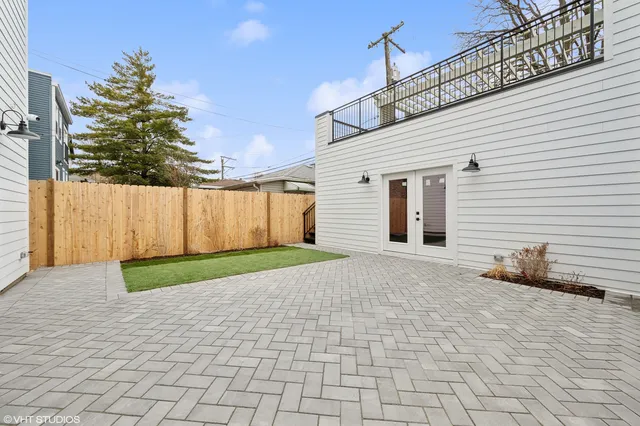 $2,600,000 | 3920 North Bell Avenue, Chicago, IL 60618