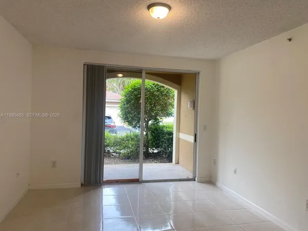 $1,750 | 7980 North Nob Hill Road, Unit 107, Tamarac, FL 33321