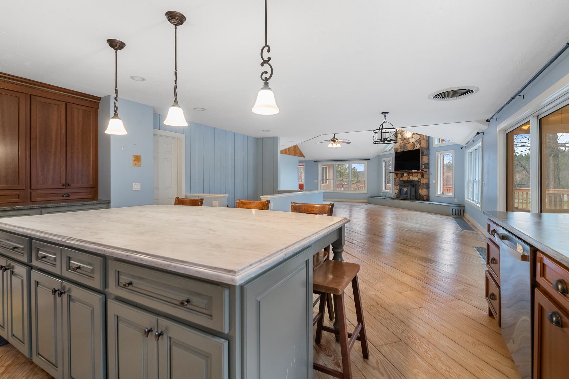 119 Shedd Road Grantham, NH 03753 - Photo 13 of 59