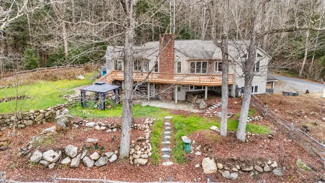 $899,999 | 119 Shedd Road, Grantham, NH 03753