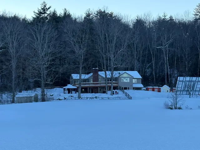 $899,999 | 119 Shedd Road, Grantham, NH 03753