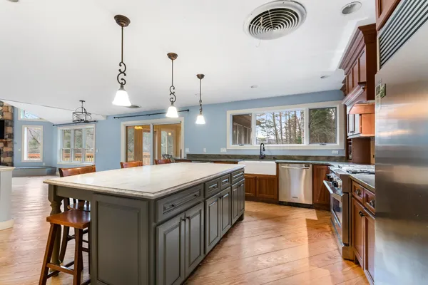 $899,999 | 119 Shedd Road, Grantham, NH 03753