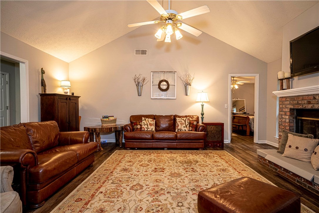 422 Pear Tree Road Auburn, AL 36830 - Photo 5 of 41 Gallery Image 5