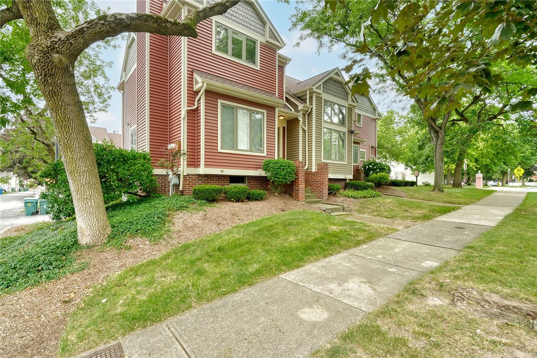 43 Adams Street Rochester, NY 14608 - Photo 4 of 42 Gallery Image 4