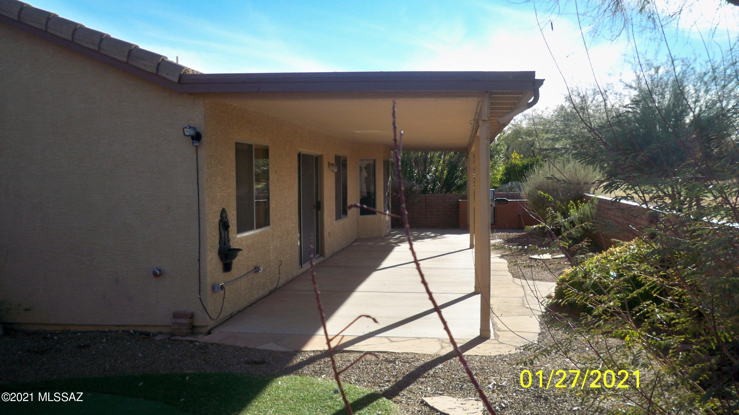 1385 North Birds Nest Road Green Valley, AZ 85614 - Photo 16 of 22