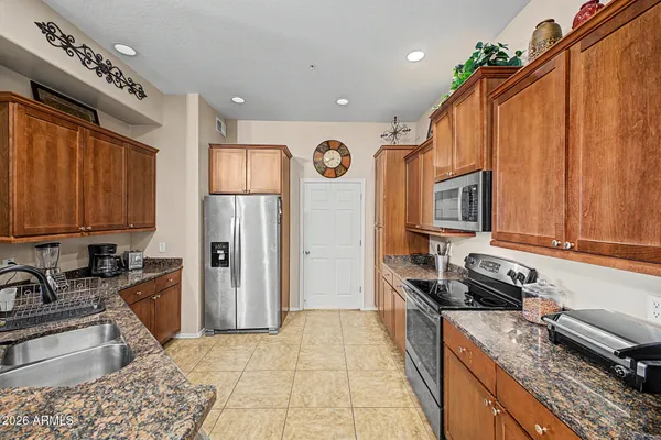 $270,000 | 14575 West Mountain View Boulevard, Unit 10305, Surprise, AZ 85374