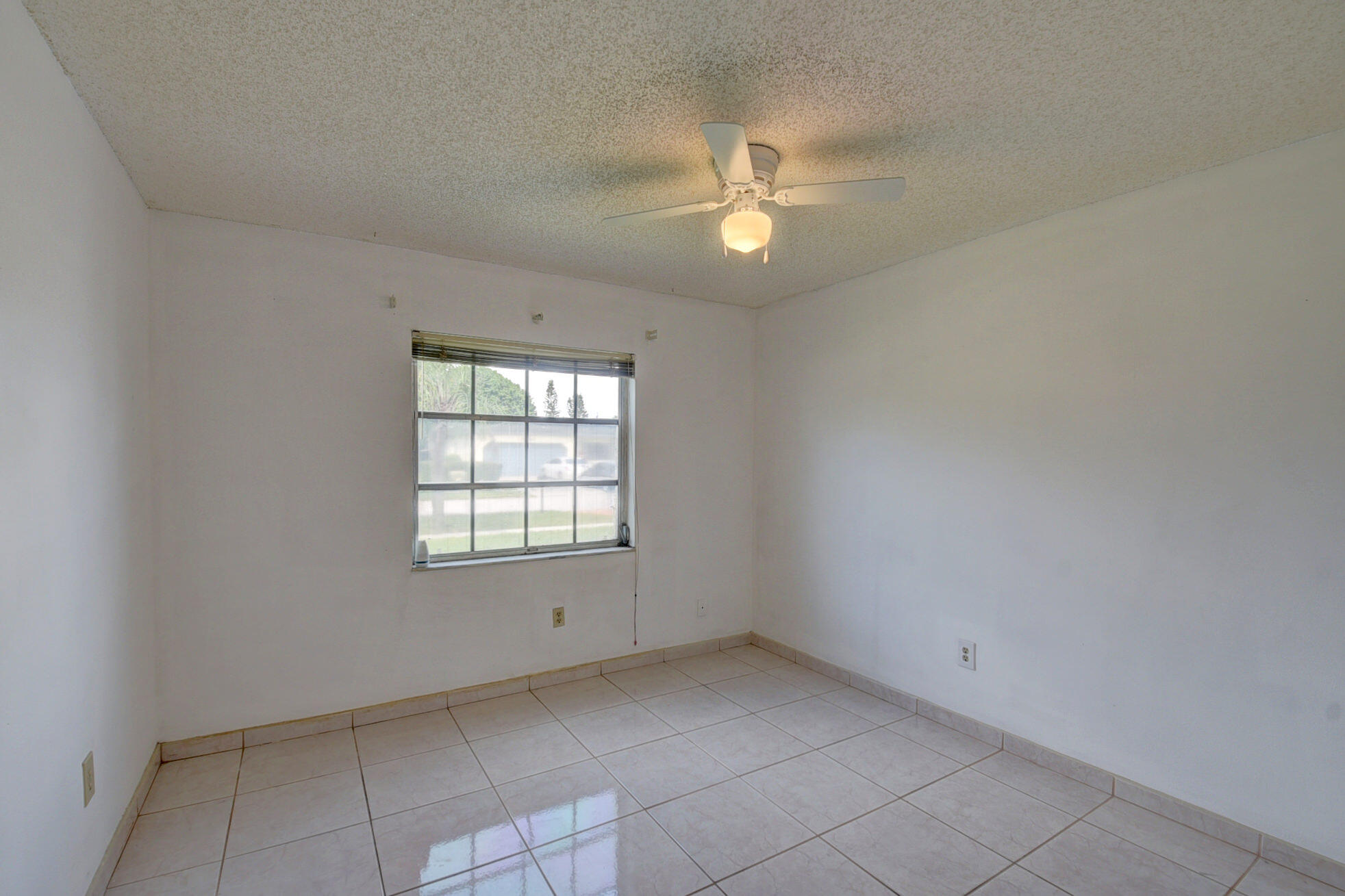 10730 Eureka Street Boca Raton, FL 33428 - Photo 19 of 32 19_ebf_6159_60_61_62_63