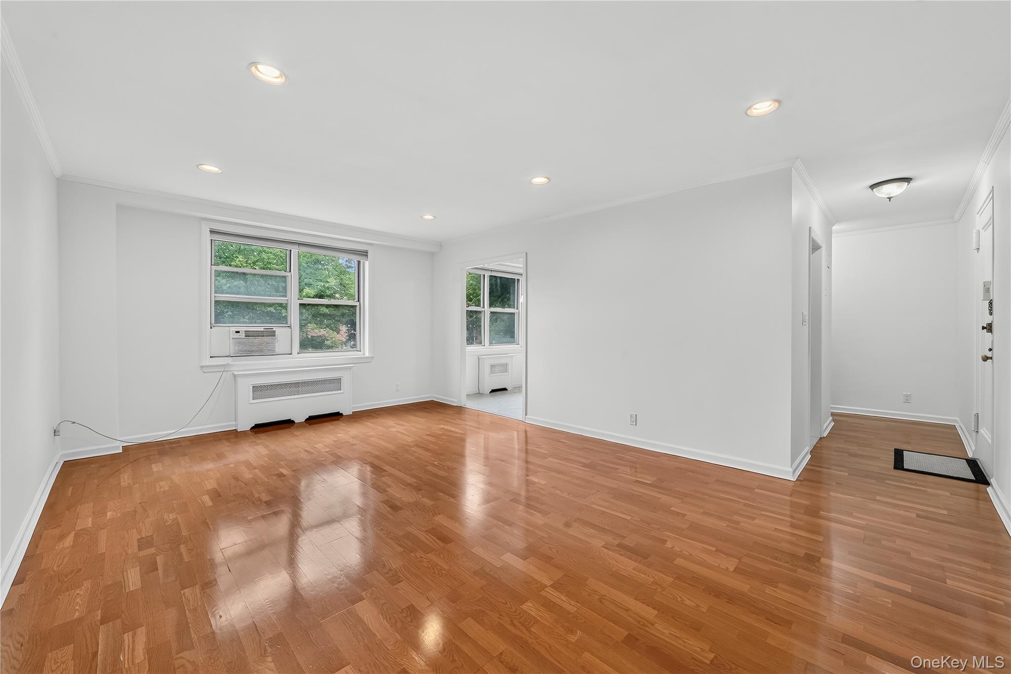 793 Palmer Road, Unit 2F Bronxville, NY 10708 - Photo 7 of 24