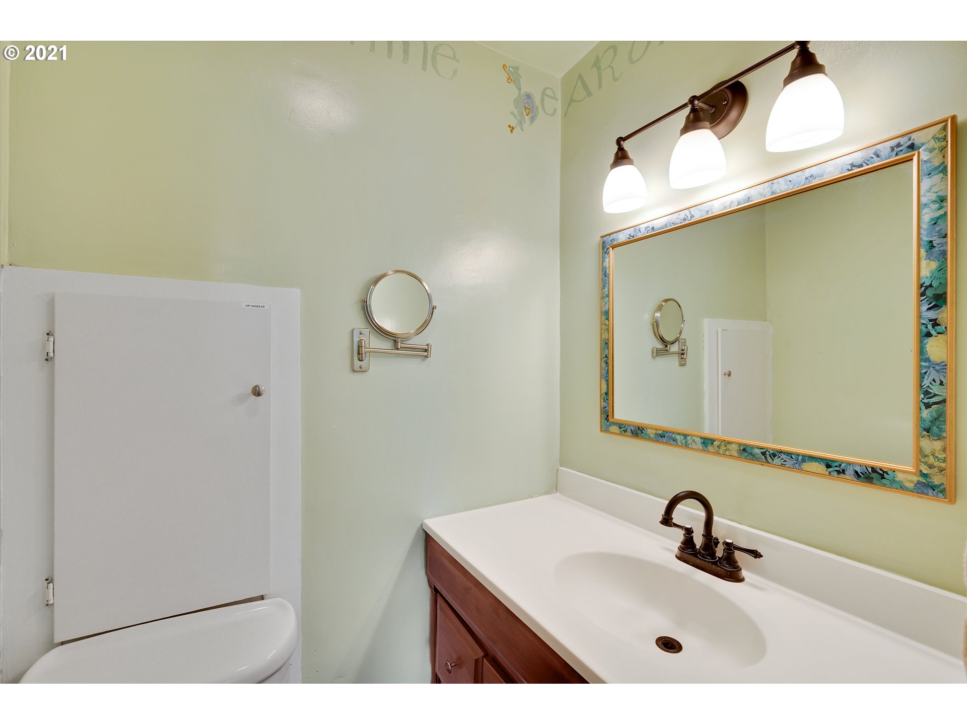 1019 South South End Road Oregon City, OR 97045 - Photo 18 of 28 Gallery Image 18