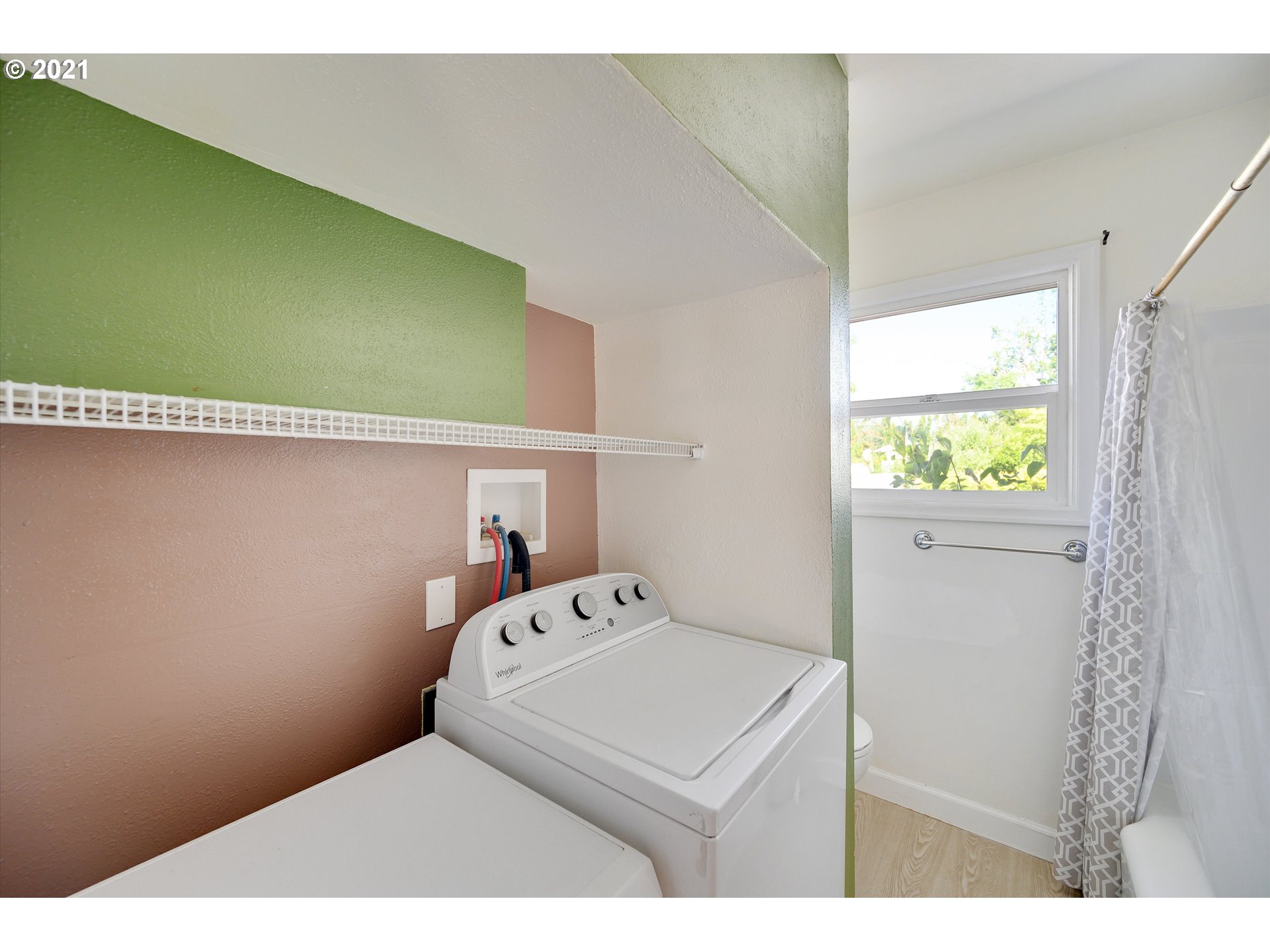 1019 South South End Road Oregon City, OR 97045 - Photo 19 of 28 Gallery Image 19